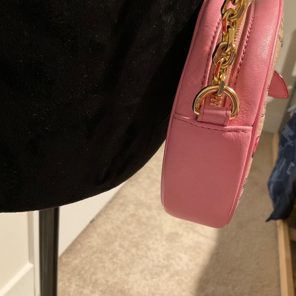 MCM Round Pink/Tan w/Cherries and Gold Chain Crossbody - Picture 11 of 16